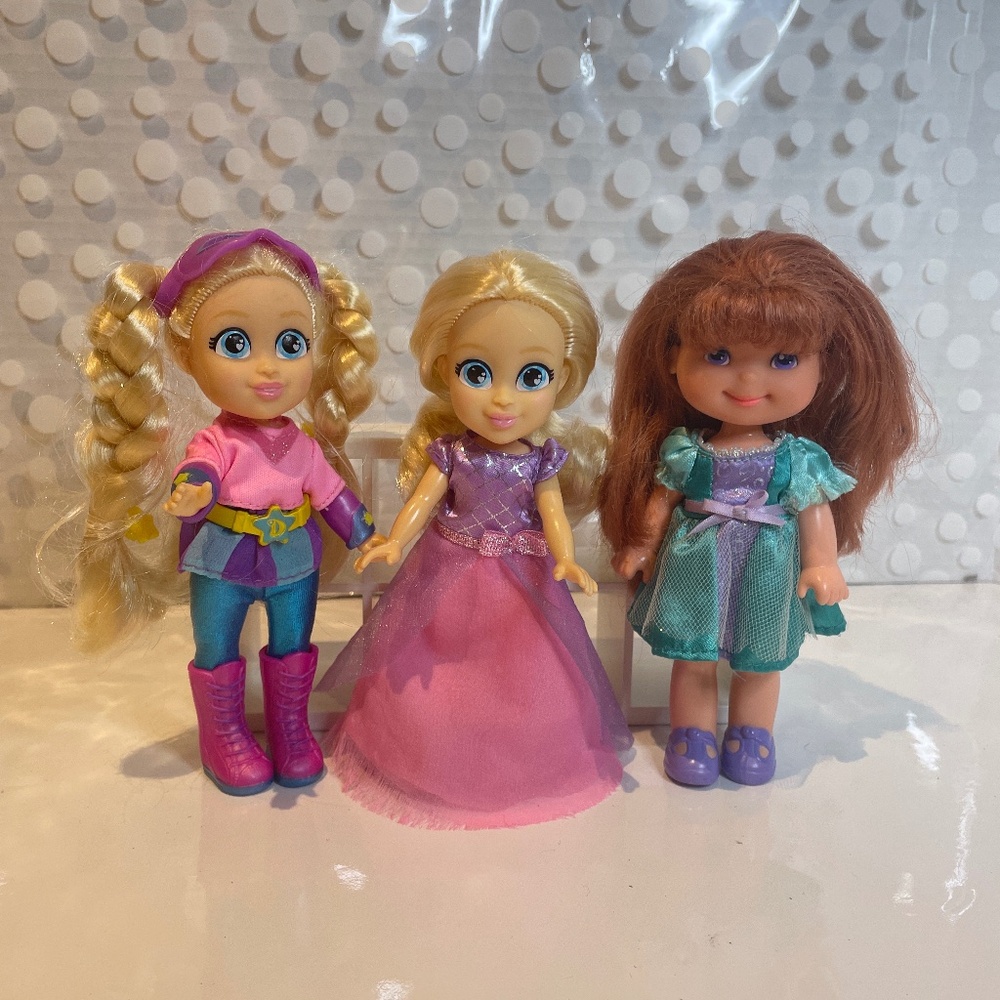 Little doll bundle - Love ❤️ Diana & vintage Cherry Muffin dolls